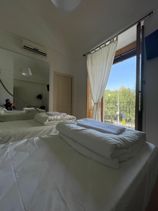 Bibike Apartment Catania Bagian luar foto