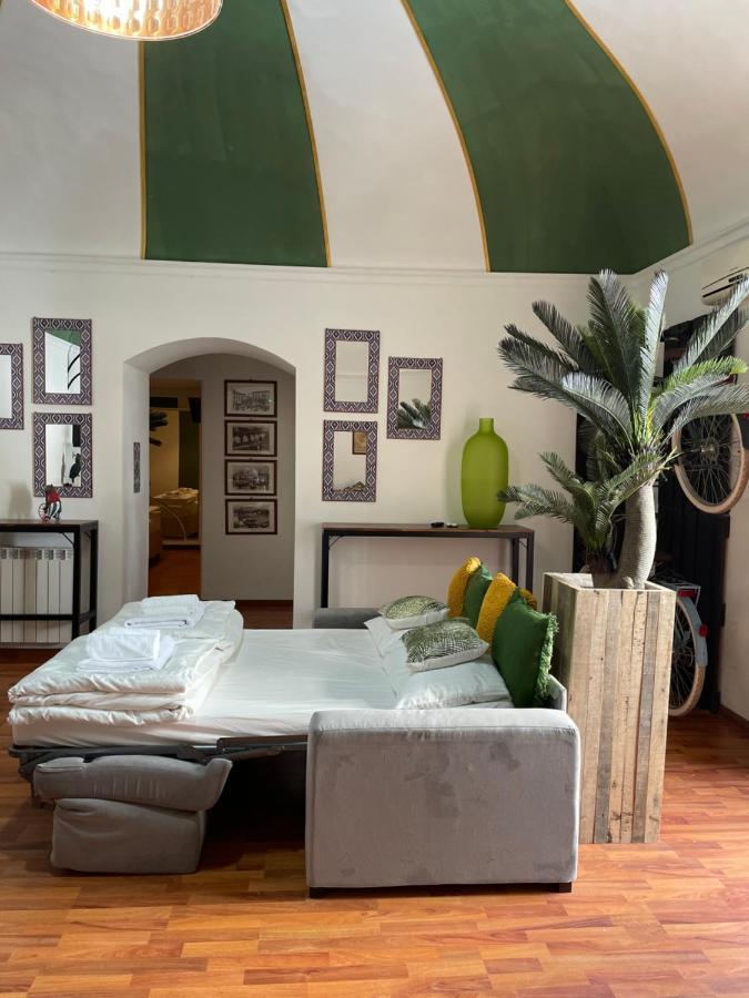 Bibike Apartment Catania Bagian luar foto