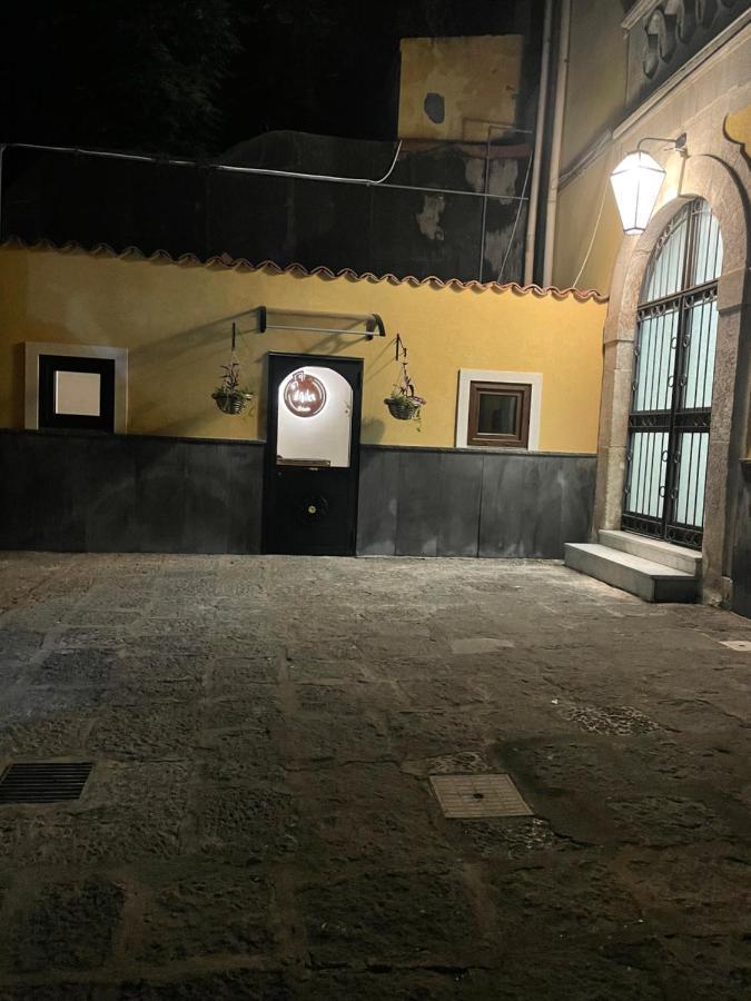 Bibike Apartment Catania Bagian luar foto