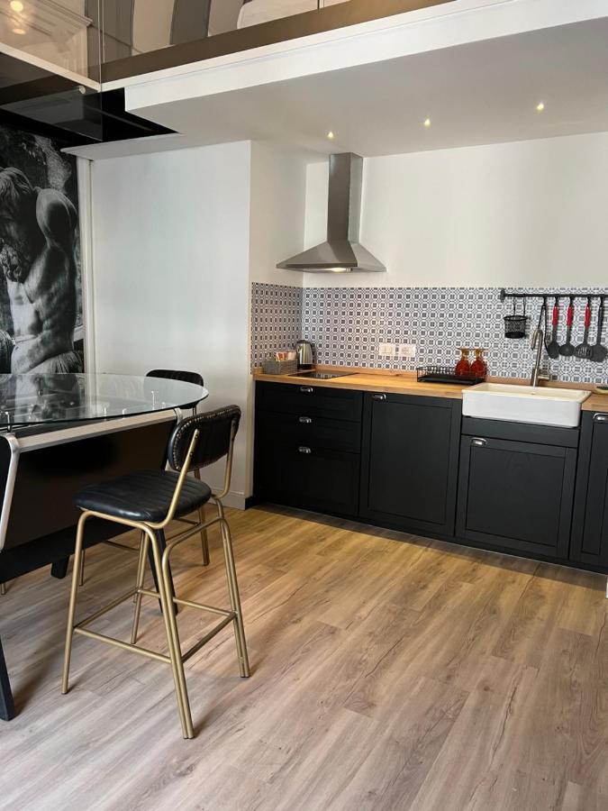 Bibike Apartment Catania Bagian luar foto